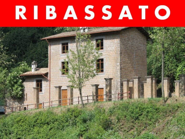 Casale in vendita a Zagarolo